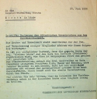 Dreschplatz im Dorfmittelpunkt Juni 1953