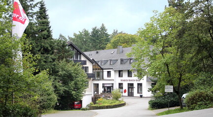 HHH komplett nach 2 Erweiterungen